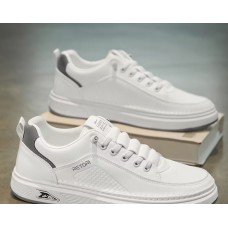 sepatu sneakers putih sepatu sneakers putih